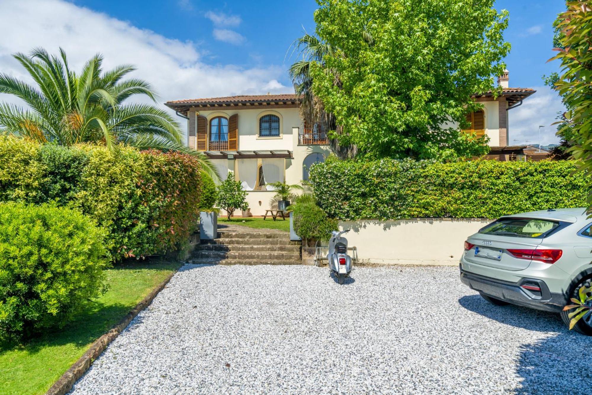 Villa Lorenzo Querceta Exterior foto